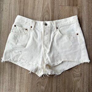 Levi white shorts
